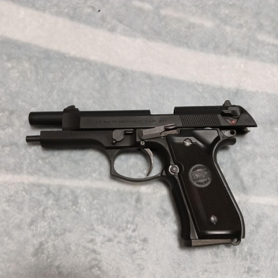 【ガスガン】美品　M92f ベレッタ　HW　黒　ホルスター　専用ローダー付