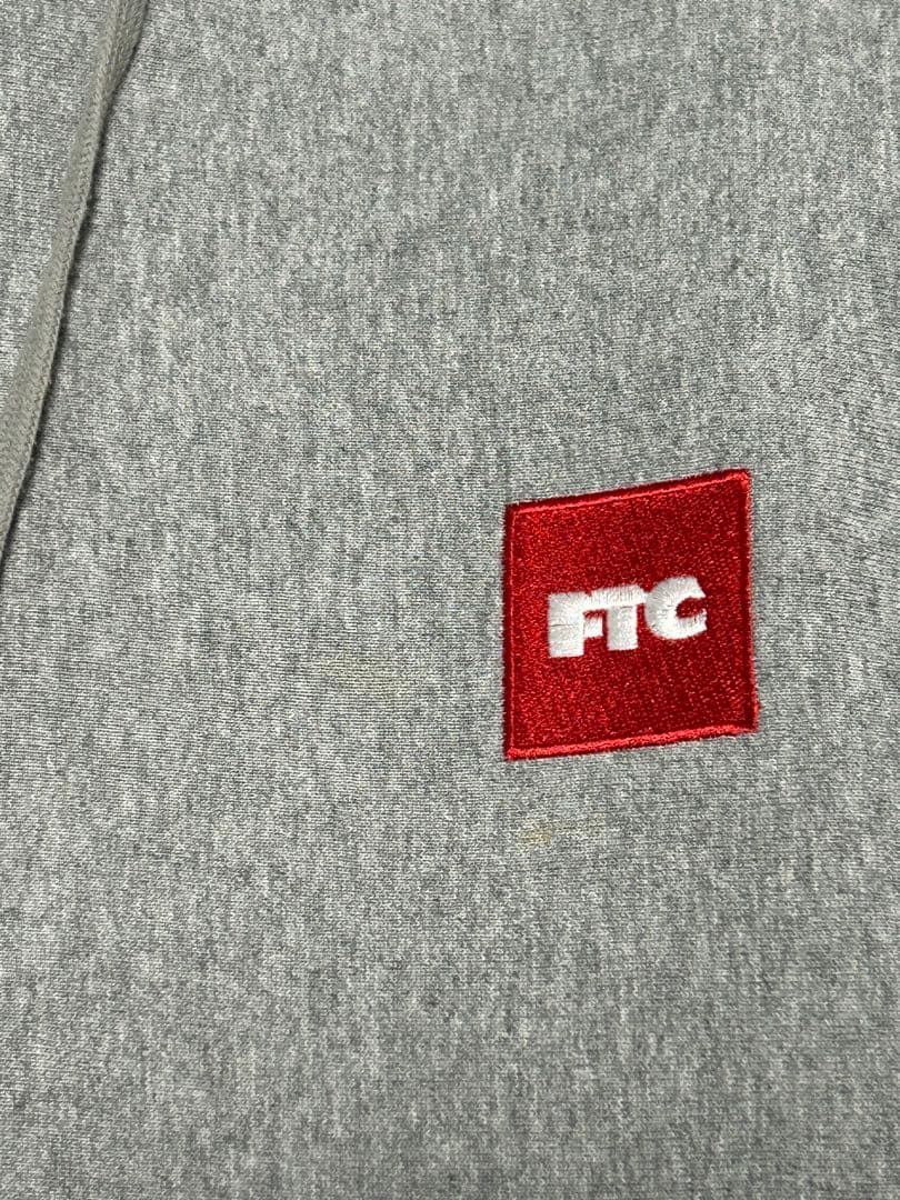【大人気モデル】野村周平着用 FTC パーカー ボックスロゴ グレー 刺繍 XL