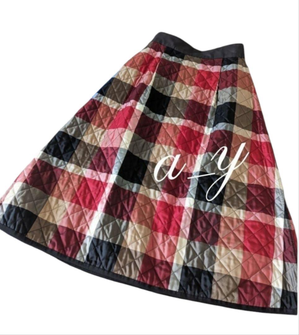 【状態良好】ブルーレーベルクレストブリッジ☆リバーシブルキルトスカート