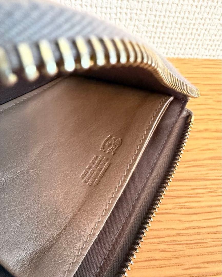 IL BISONTE イルビゾンテ　L字ファスナーケース　グレージュ