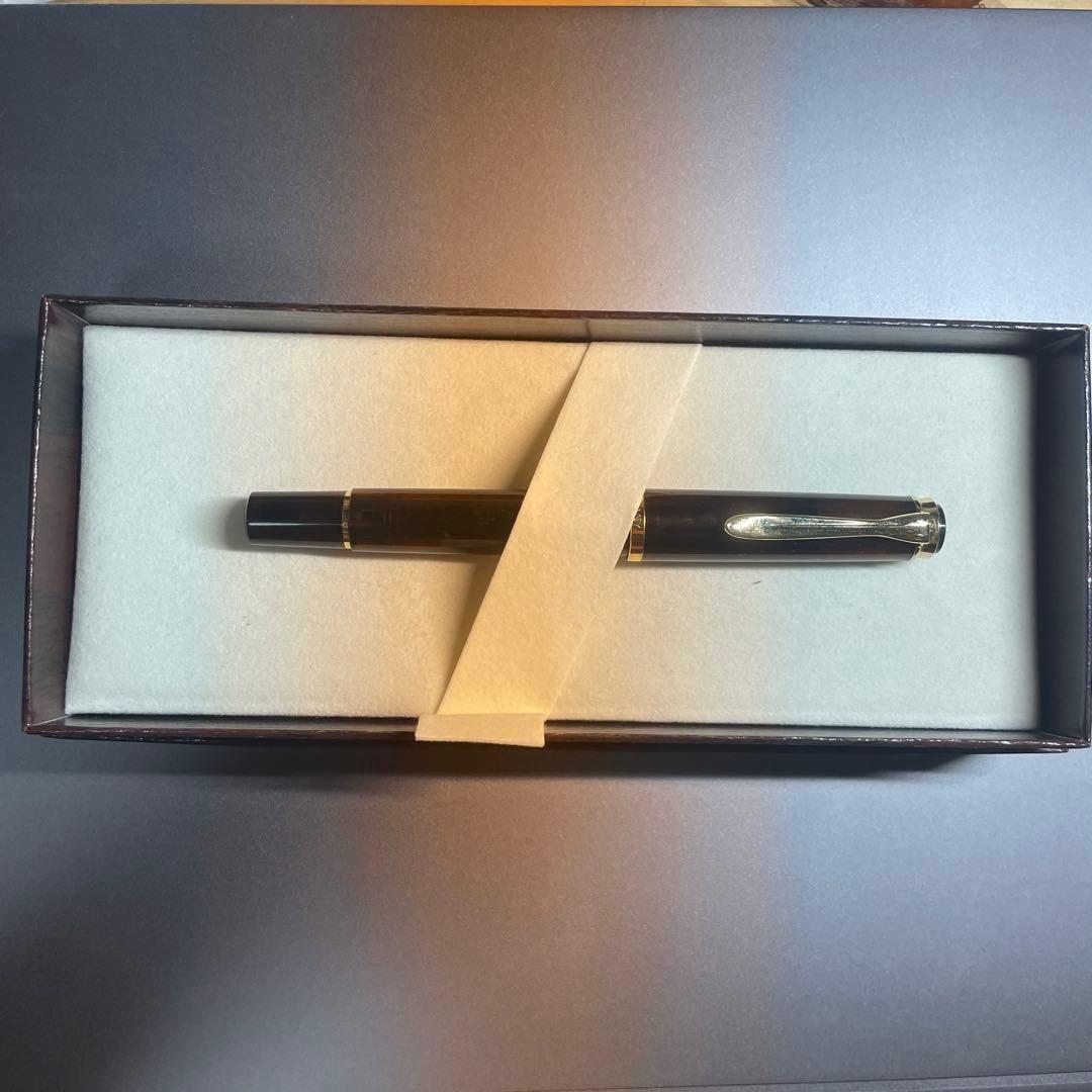 (最終値下げ)ペリカン 万年筆 限定生産品 M200 スモーキークォーツ EF