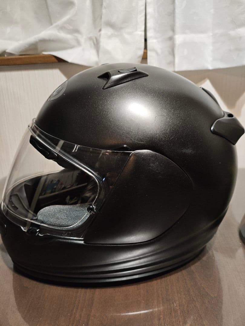 【Arai 】アライ　クワンタム-Ｊ　フルフェイスヘルメット マットブラック