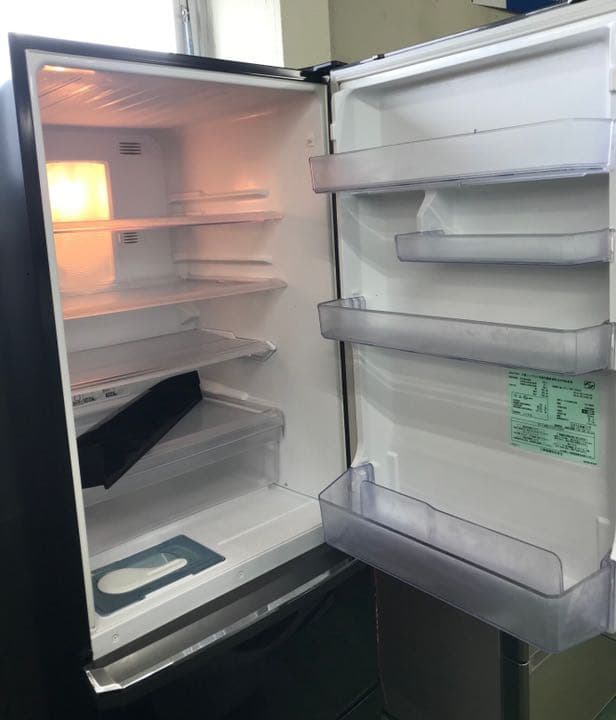 ※まーこさん専用　MITSUBISHI MR-C37W-B（三菱　冷蔵庫）