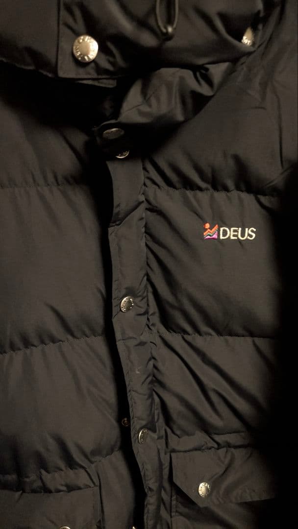 デウス・エクス・マキナ　SUMMIT PUFFER ジャケット 美品