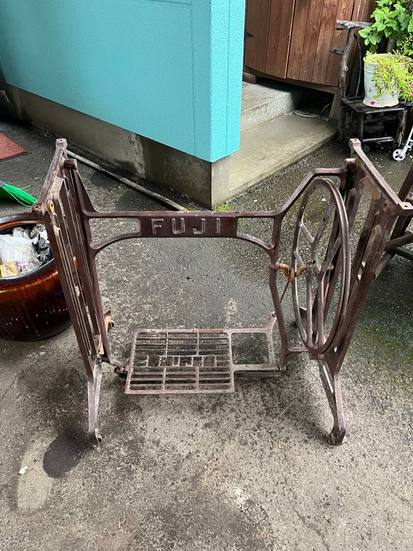 ミシン脚、アイアンテーブル脚、工業用ミシン脚、幅広ミシン脚、フジミシン脚