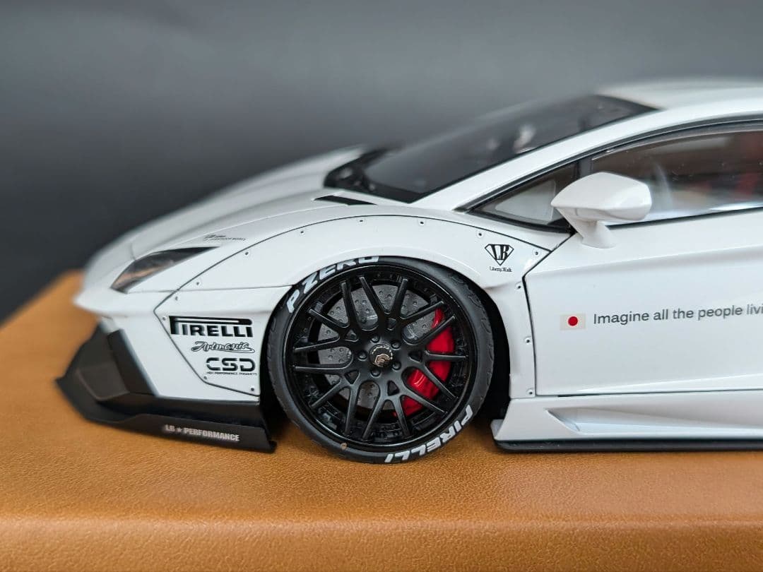 【てつ】オートアート 1/18 アヴェンタドール LBWKリバティウォーク