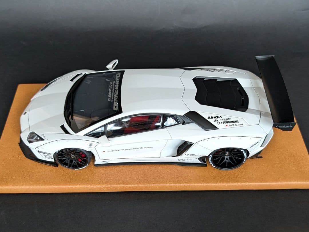 【てつ】オートアート 1/18 アヴェンタドール LBWKリバティウォーク