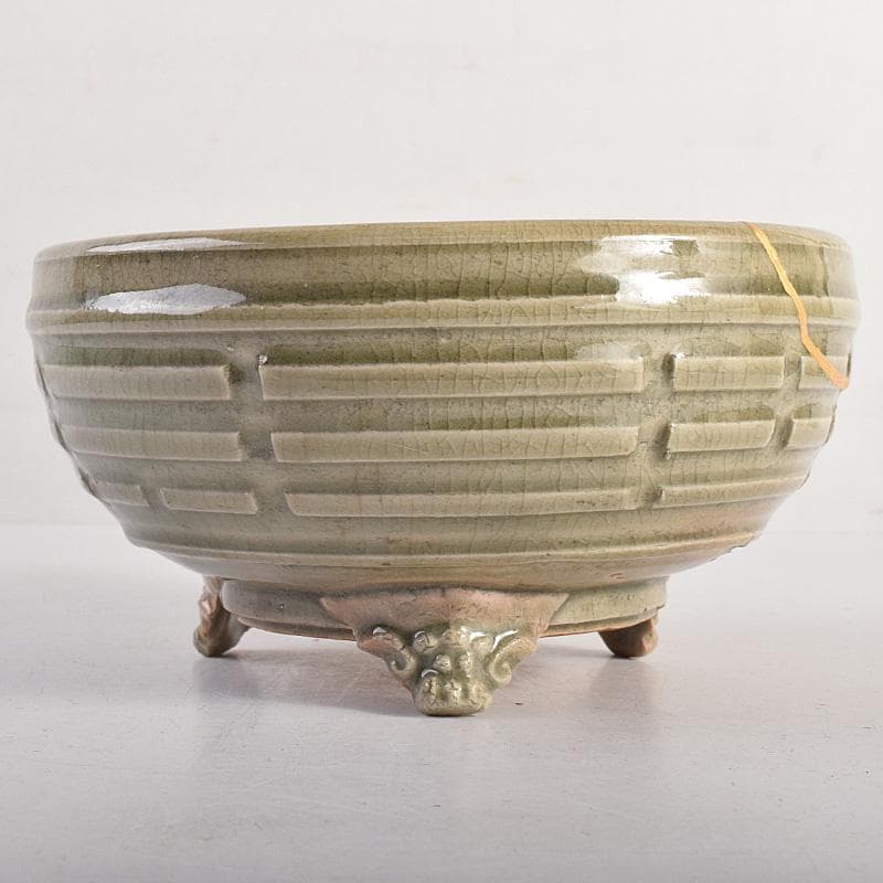 中国　龍泉窯　青磁　刻線文　三つ足香炉　C　R8788