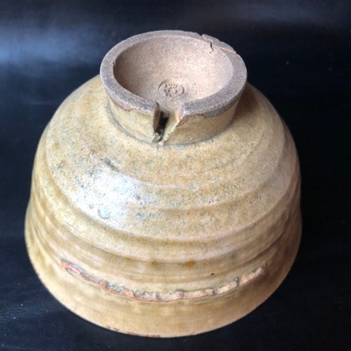 蔵からかなり古そうな抹茶茶碗が出て来た。名あり、古