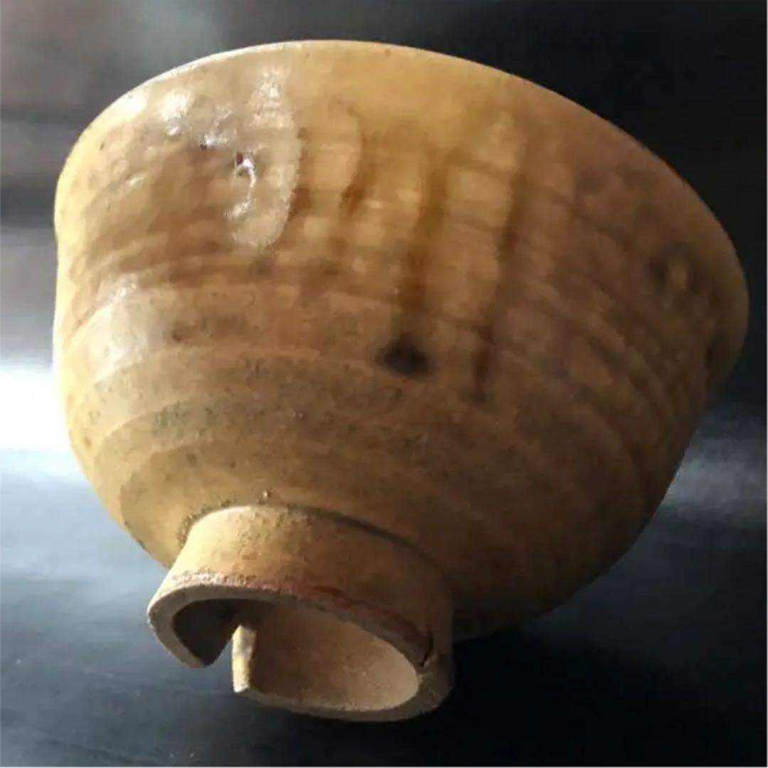 蔵からかなり古そうな抹茶茶碗が出て来た。名あり、古