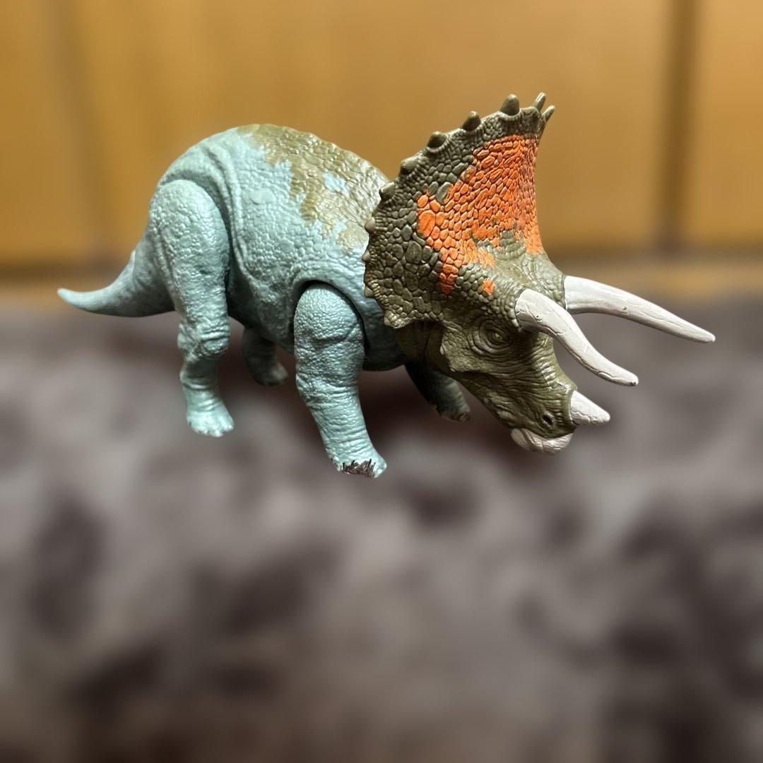 マテル　ジュラシックワールド　恐竜　 ８体セット