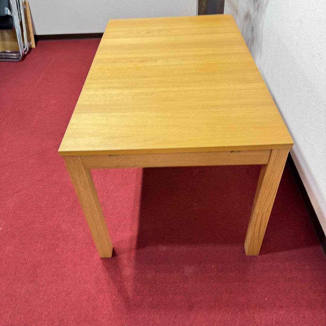 東京23区送料無料　マンション展示場未使用品　IKEAダイニングテーブル