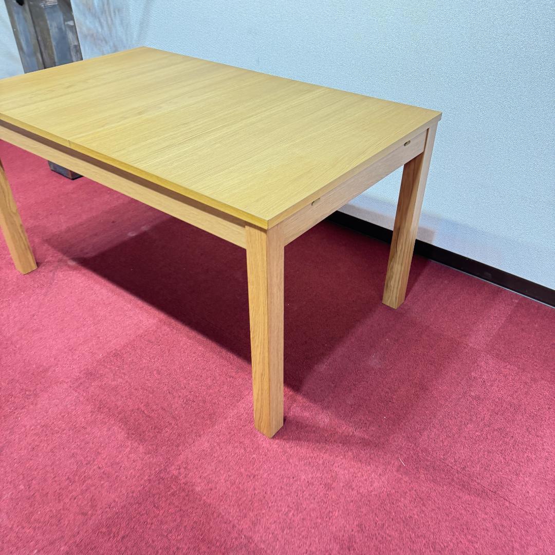 東京23区送料無料　マンション展示場未使用品　IKEAダイニングテーブル