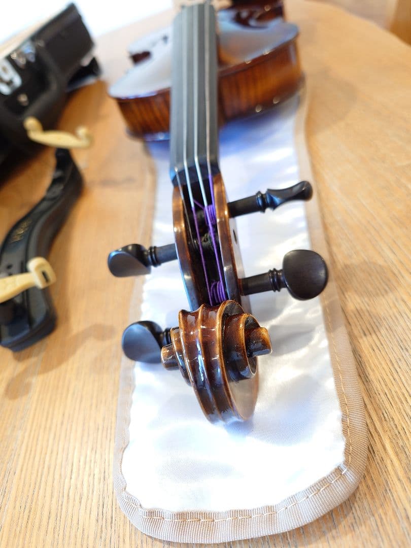 ハロルド・ロレンツ バイオリン 本体 ブラウン色 フルサイズ