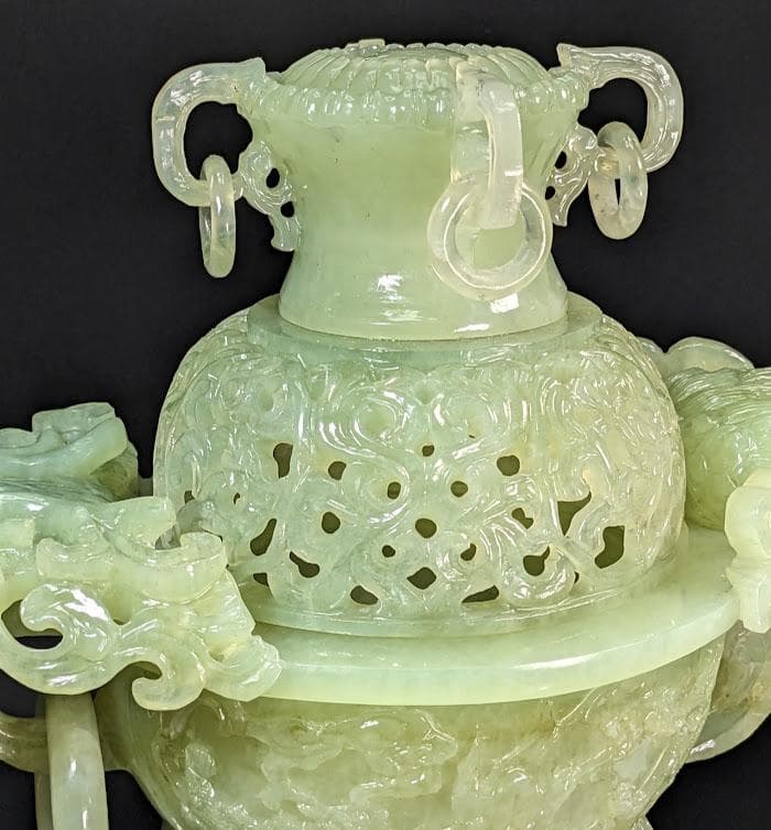 送料無料 未使用 岫玉 天然石 特大香炉 遊環 龍 干支 透かし彫り 浮