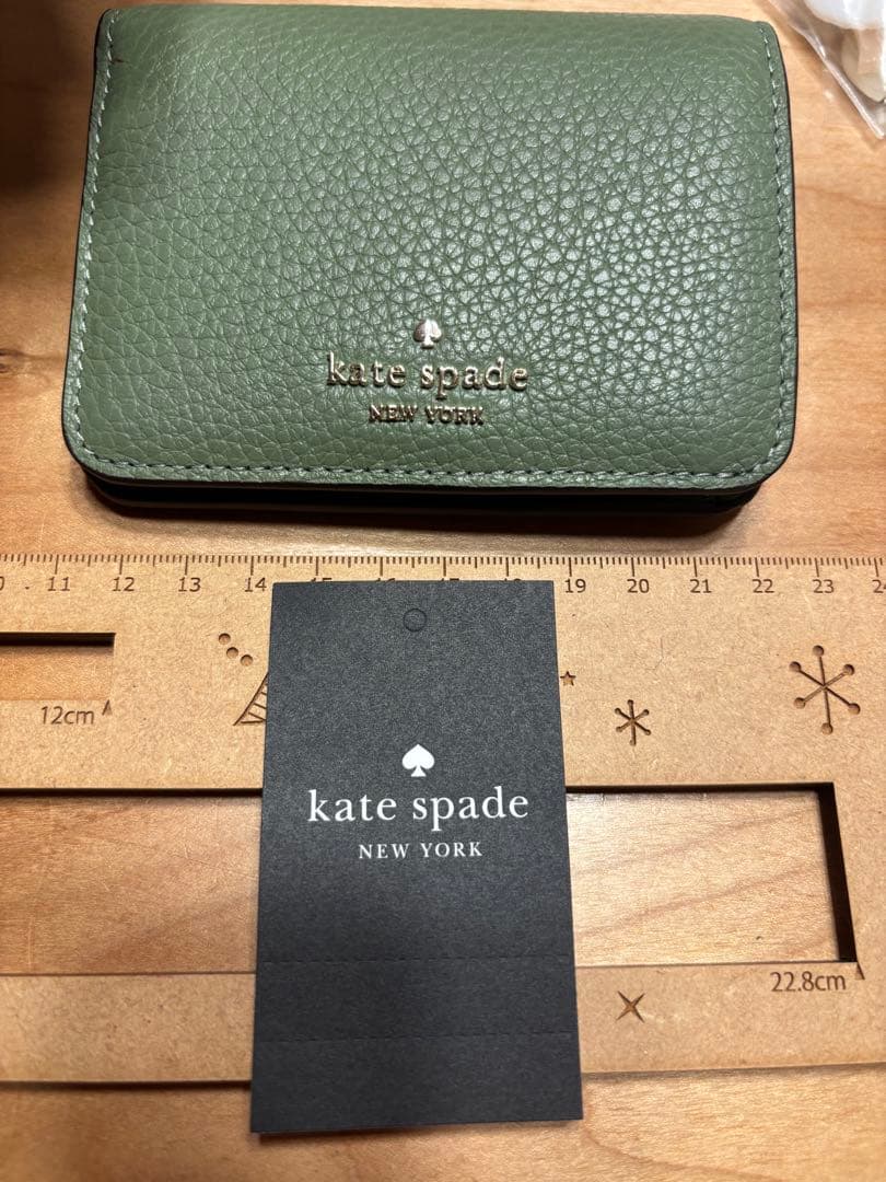 まつゆきさま専用♡未使用♡ケイトスペードkate spadeグリーン 二折財布 楽天市場】ケイトスペード 財布 二つ折り ミニ財布 KATE SPADE k9348