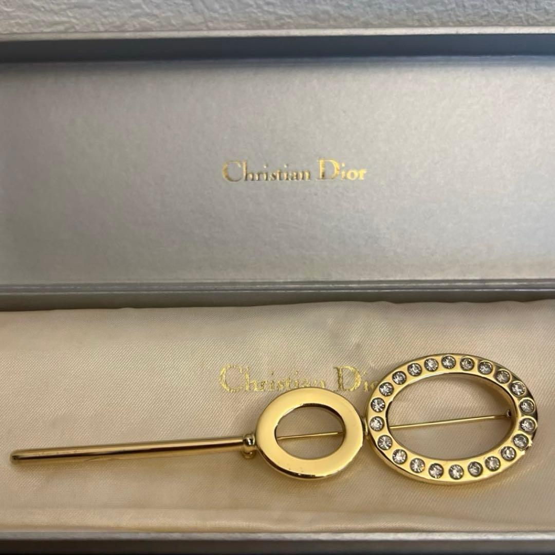 ChristianDior ヴィンテージブローチ ラインストーン - メルカリ
