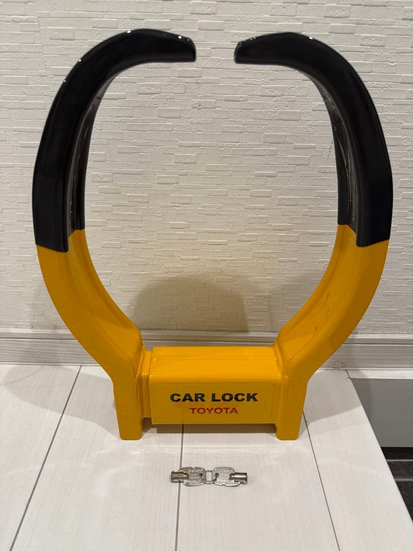 TOYOTA CAR LOCK タイヤロック 鍵付き(純正)