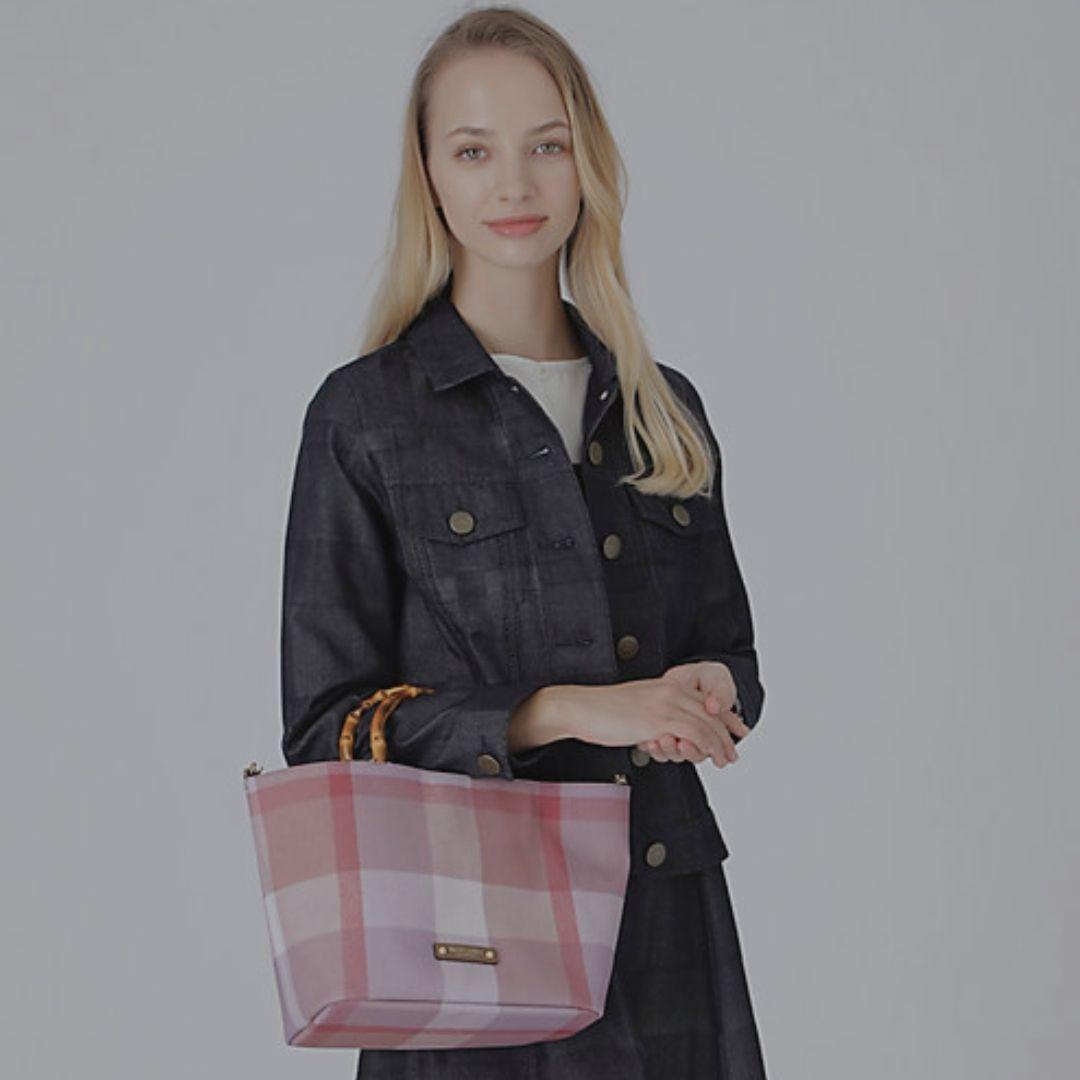 ブルーレーベルクレストブリッジ　２wayハンドバッグ　バンブー　チェック