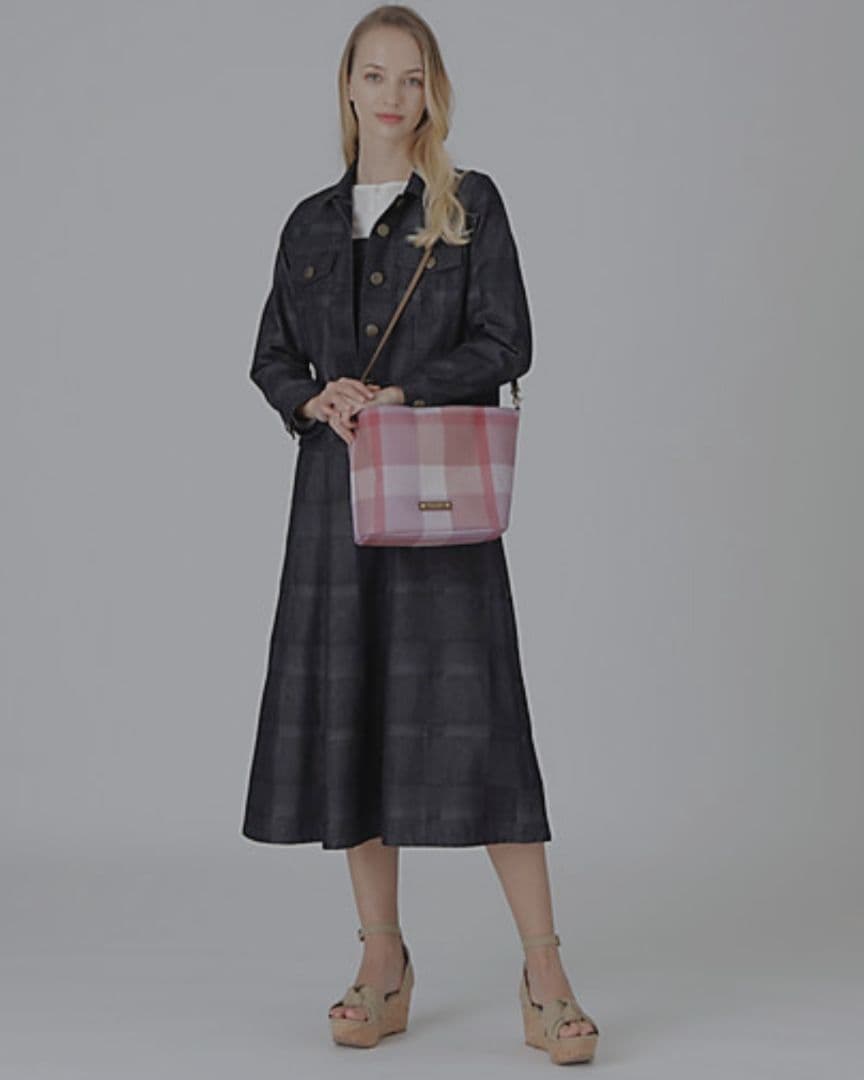 ブルーレーベルクレストブリッジ　２wayハンドバッグ　バンブー　チェック