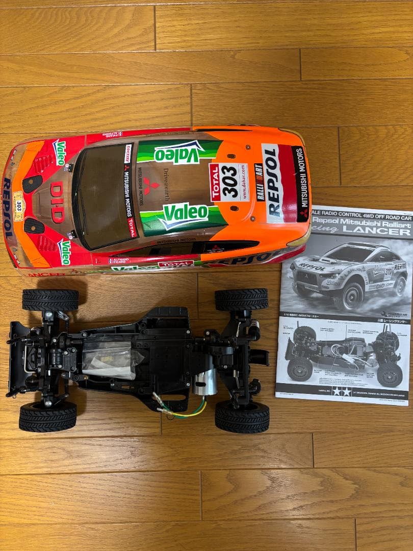 ☆☆タミヤ『スポーツランサー』1/10 RC　シャーシ＆ボディ　少々難あり