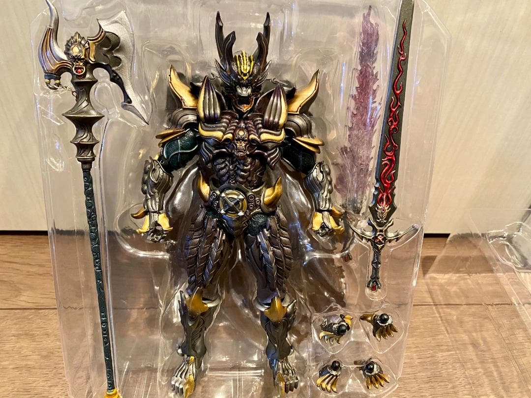 牙狼＜GARO＞ 魔戒可動 暗黒騎士キバ 未開封 バンダイ 魔戒可動 牙