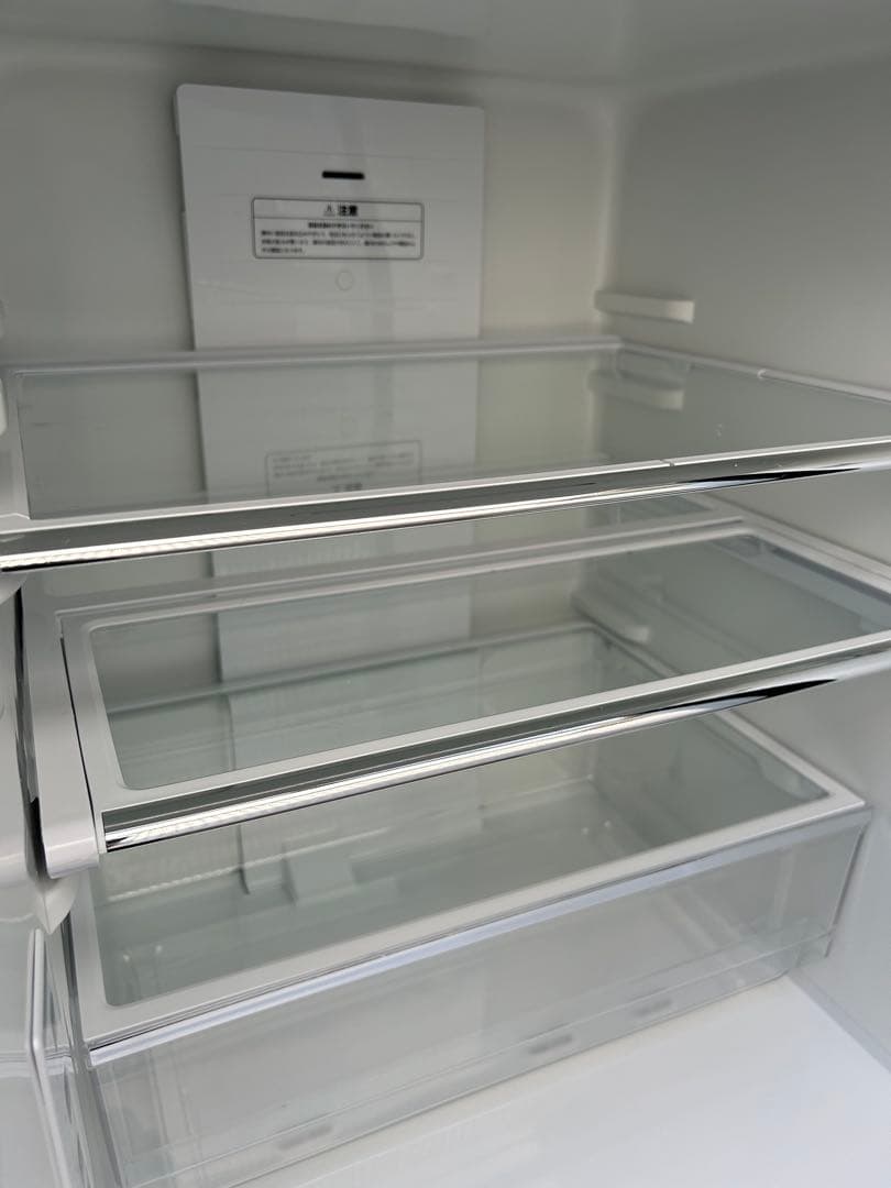 Hisense 3ドア冷蔵庫　HR-G2801BR