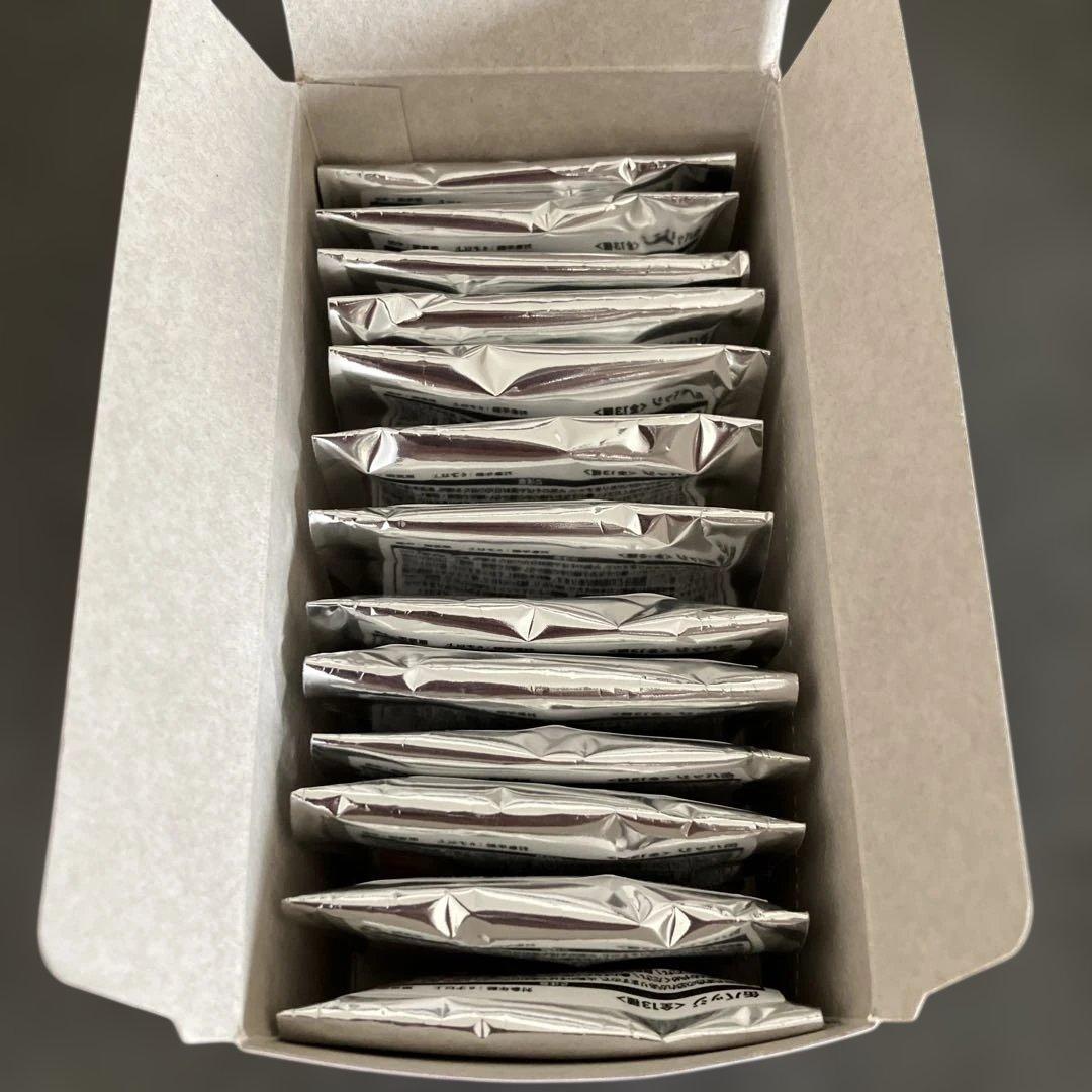 SEVENTEEN サンリオコラボ缶バッジ　13種コンプリート　ドンキ