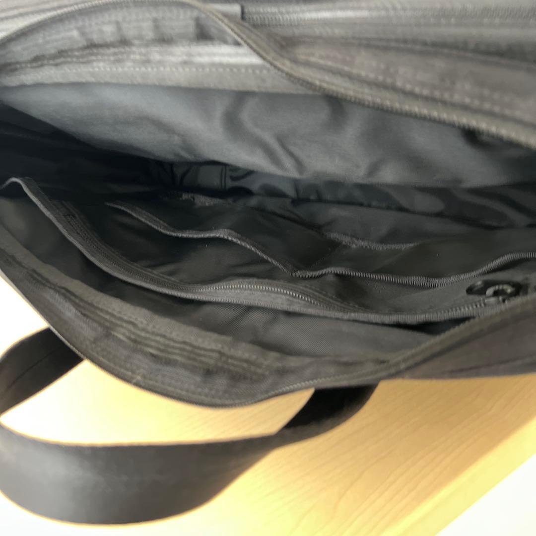 吉田カバン　PORTER TENSION ブラックビジネスバッグ