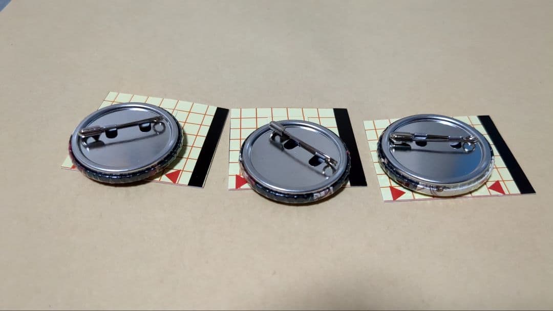 【希少】 ジャンプ 55周年記念 55キャラ缶バッジ 呪術廻戦 3種