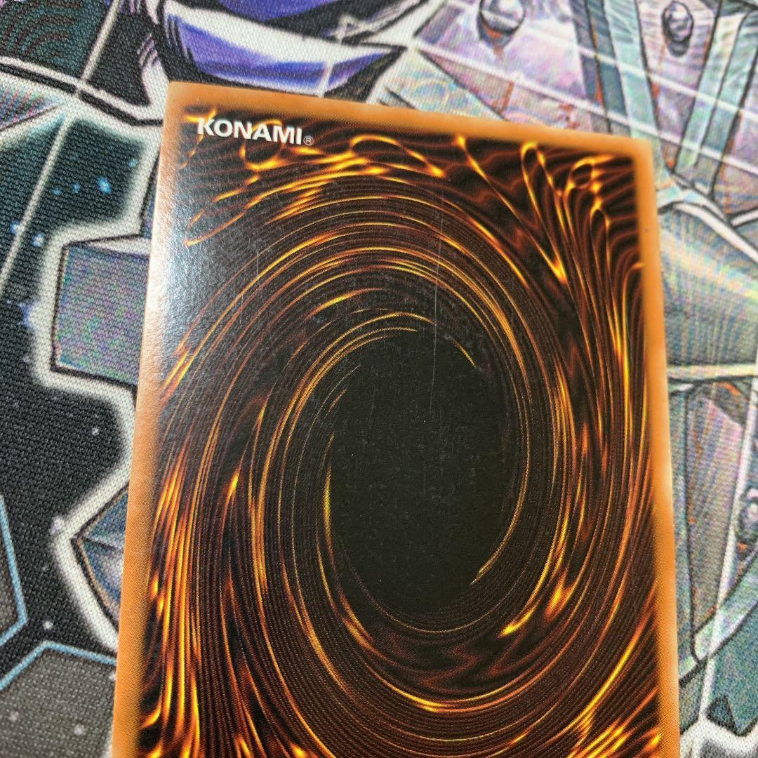 遊戯王 英語版 ブラック・マジシャン・ガール