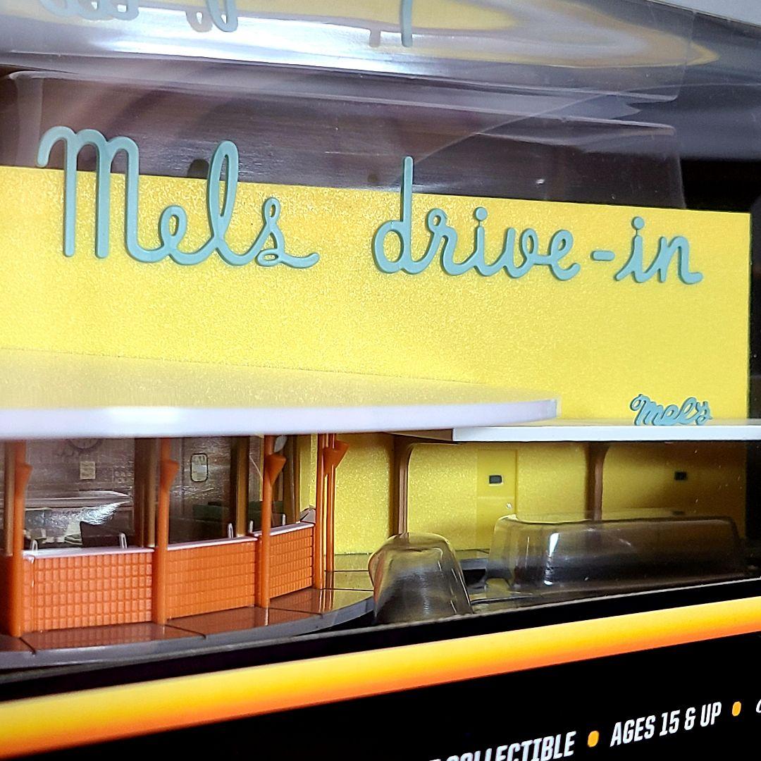 超希少！アメリカングラフィティー　メルズドライブイン　ミニカージオラマに♪　新品