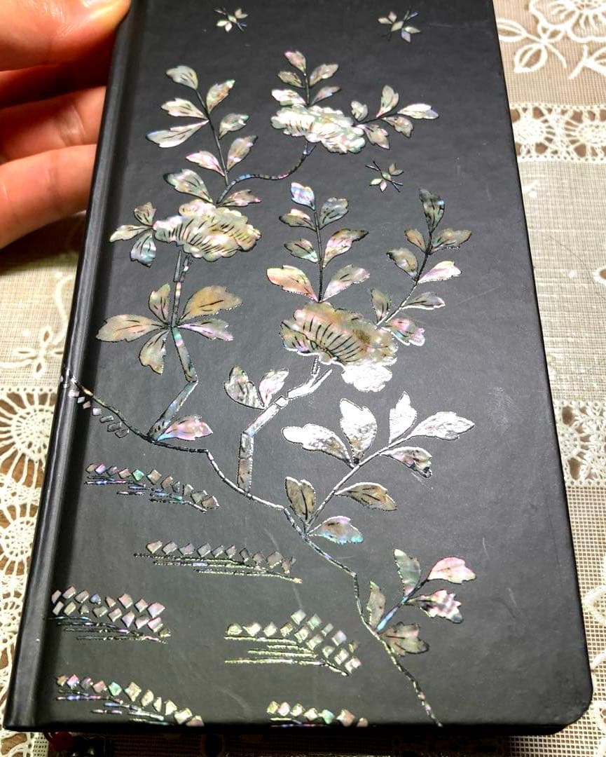 【新品】韓国国立博物館　螺鈿柄　メモ帳　手帳　韓国伝統工芸品　希少品　2冊セット