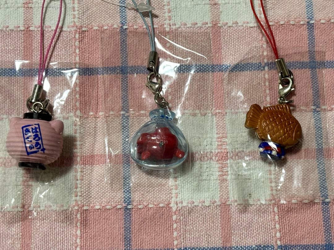ハローキティ根付ストラップ たい焼き ｘ 金魚すくい ｘ 提灯