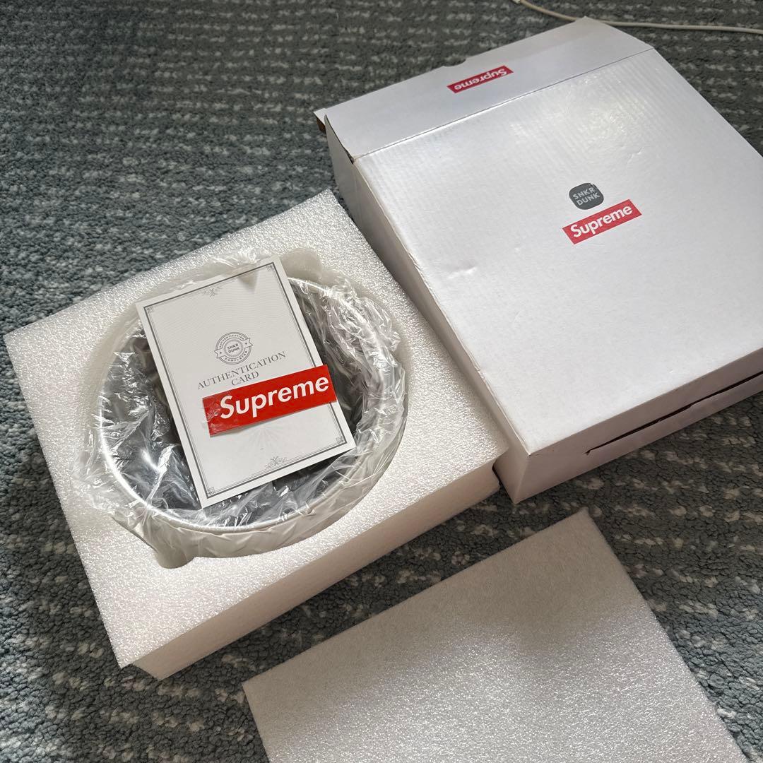 Supreme Diamond Plate Dog Bowl Silver