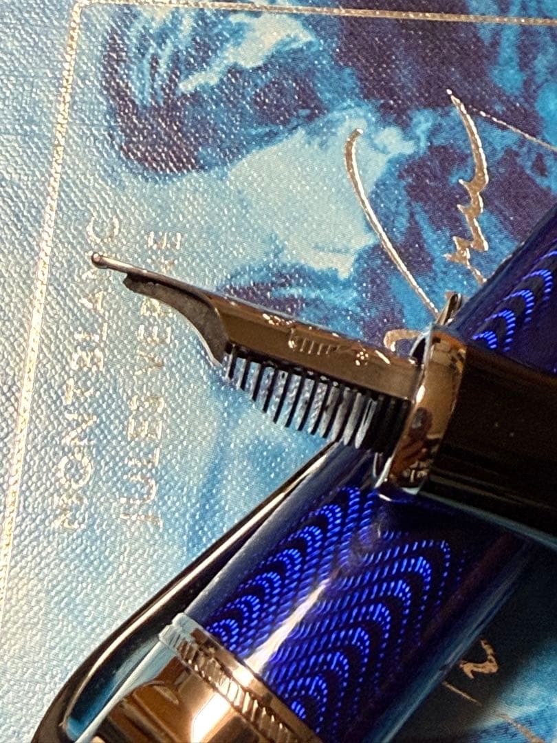 ほぼ未使用 万年筆 モンブラン 作家シリーズ2003 ジュール・ヴェルヌ M