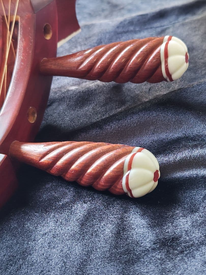 中国琵琶　４弦琵琶　収納袋・爪・固定テープ付き