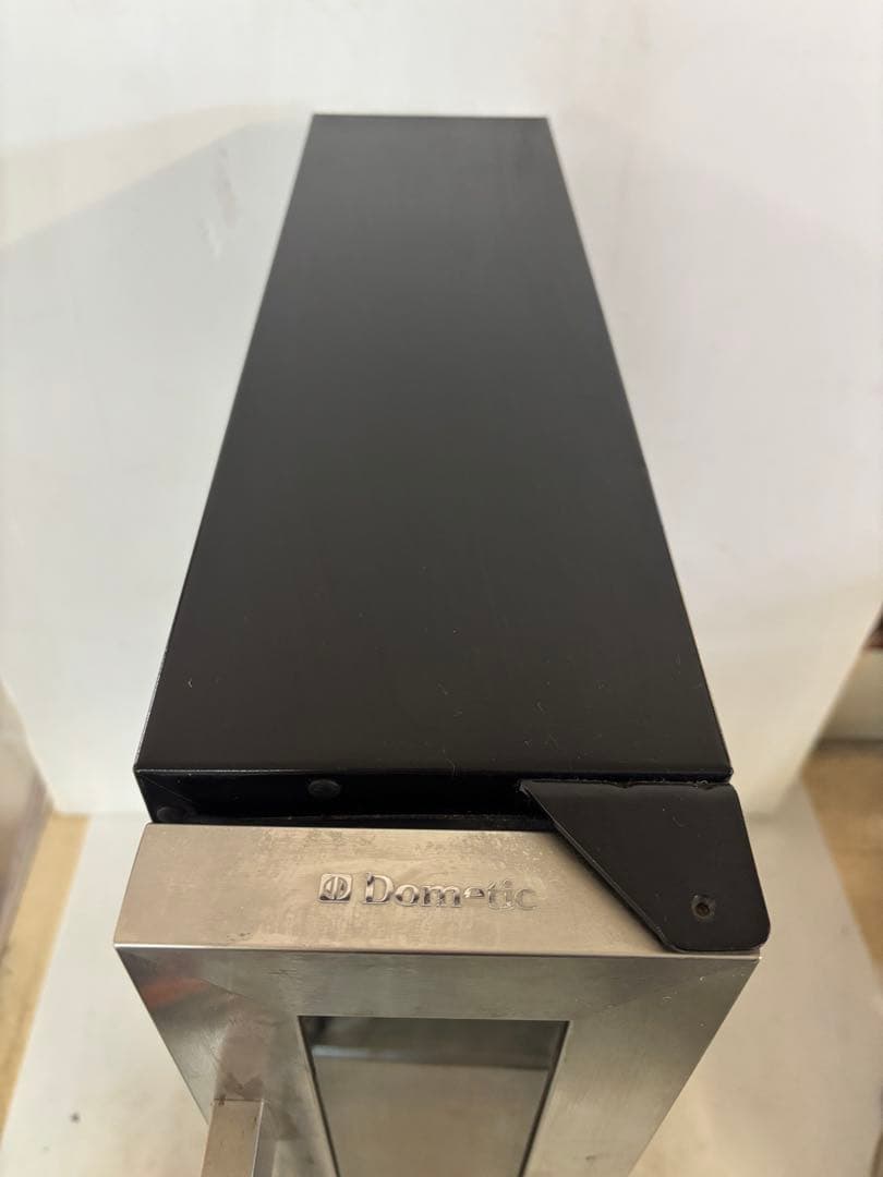 ドメティック　ST7L ワインセラー