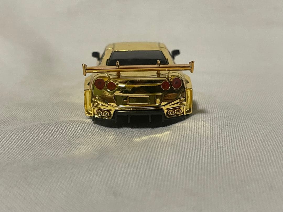 MINI GT NISSAN 35GT-RR Ver.2 ゴールドシリーズ