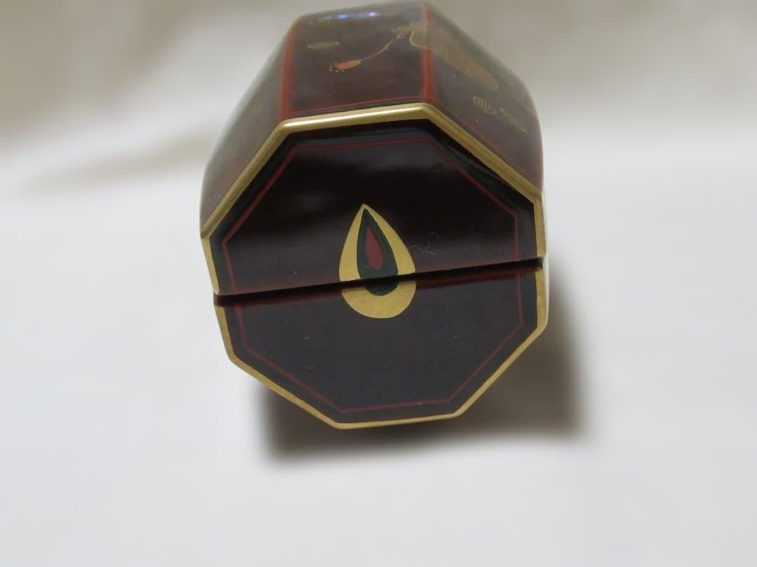 茶道具　宝尽蒔絵　ぶりぶり香合　一星造　共箱