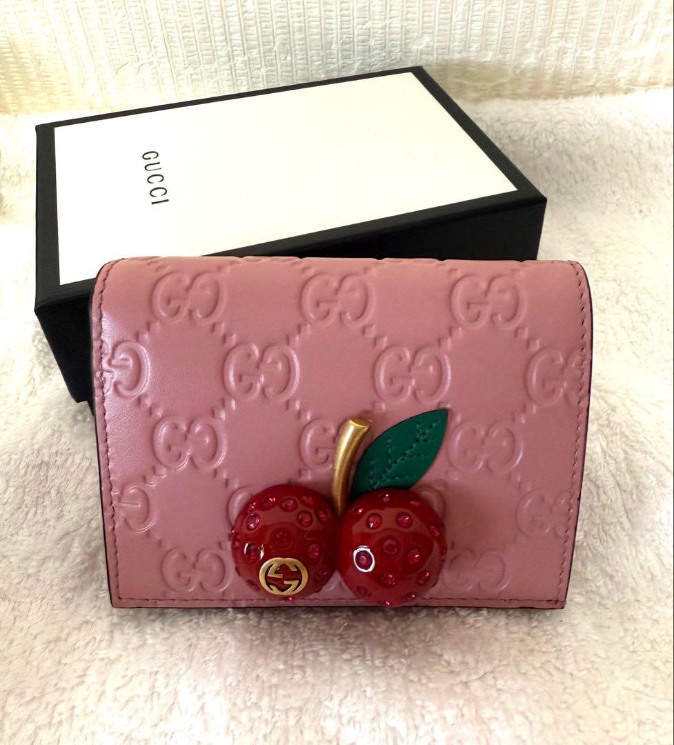 GUCCI さくらんぼ 二つ折り財布 新品未使用 チェリー グッチ折財布