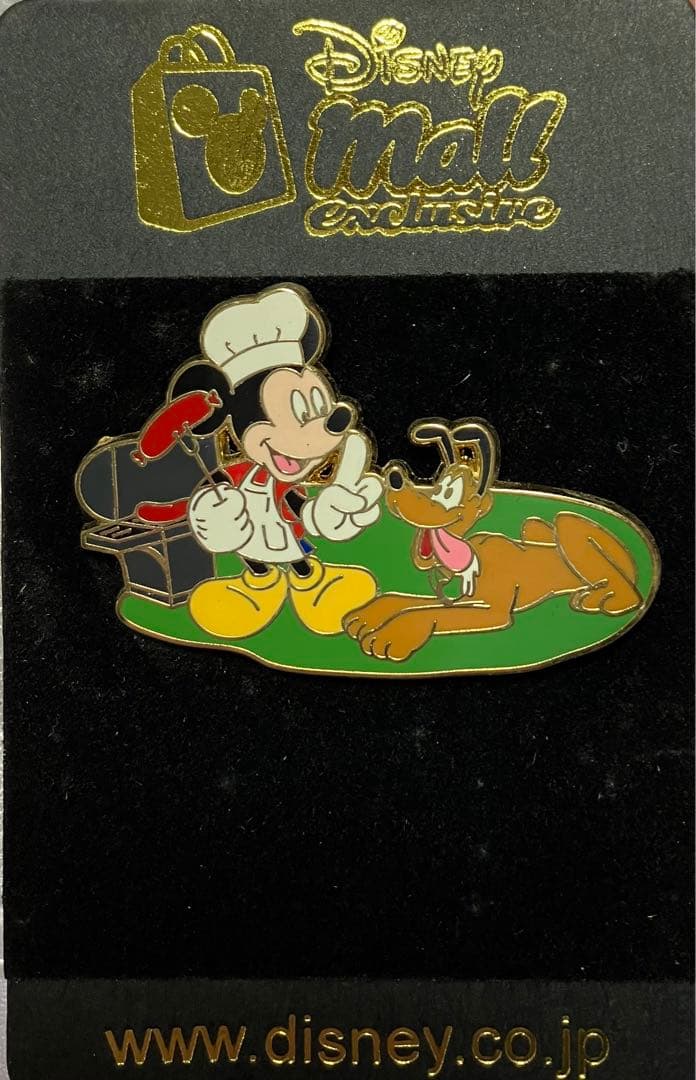 ディズニーモール ミッキーミニーピンバッジLE200