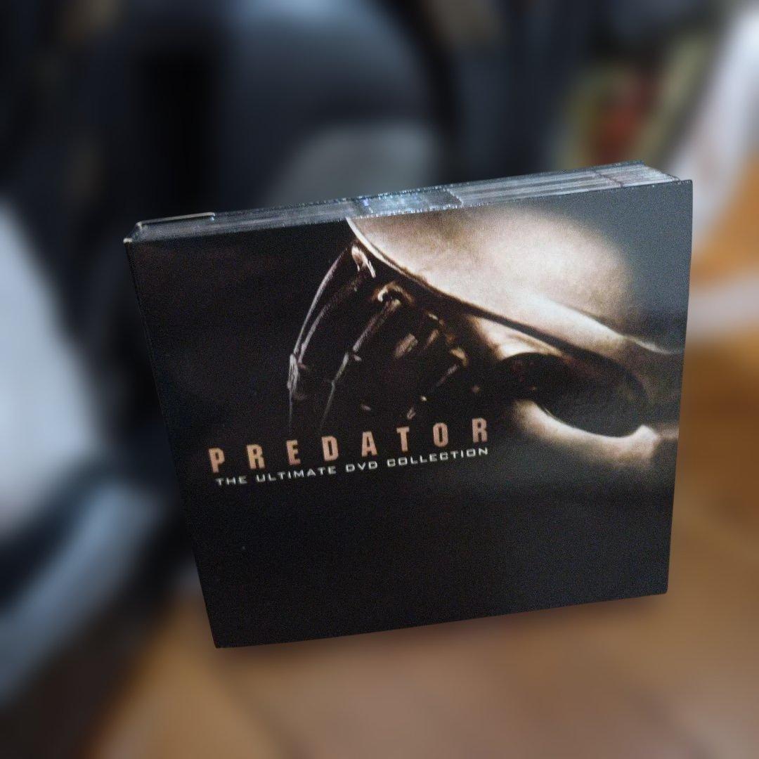 【アルピナ】エイリアンvs.プレデター完全版（プレデター特製フィギュア付）