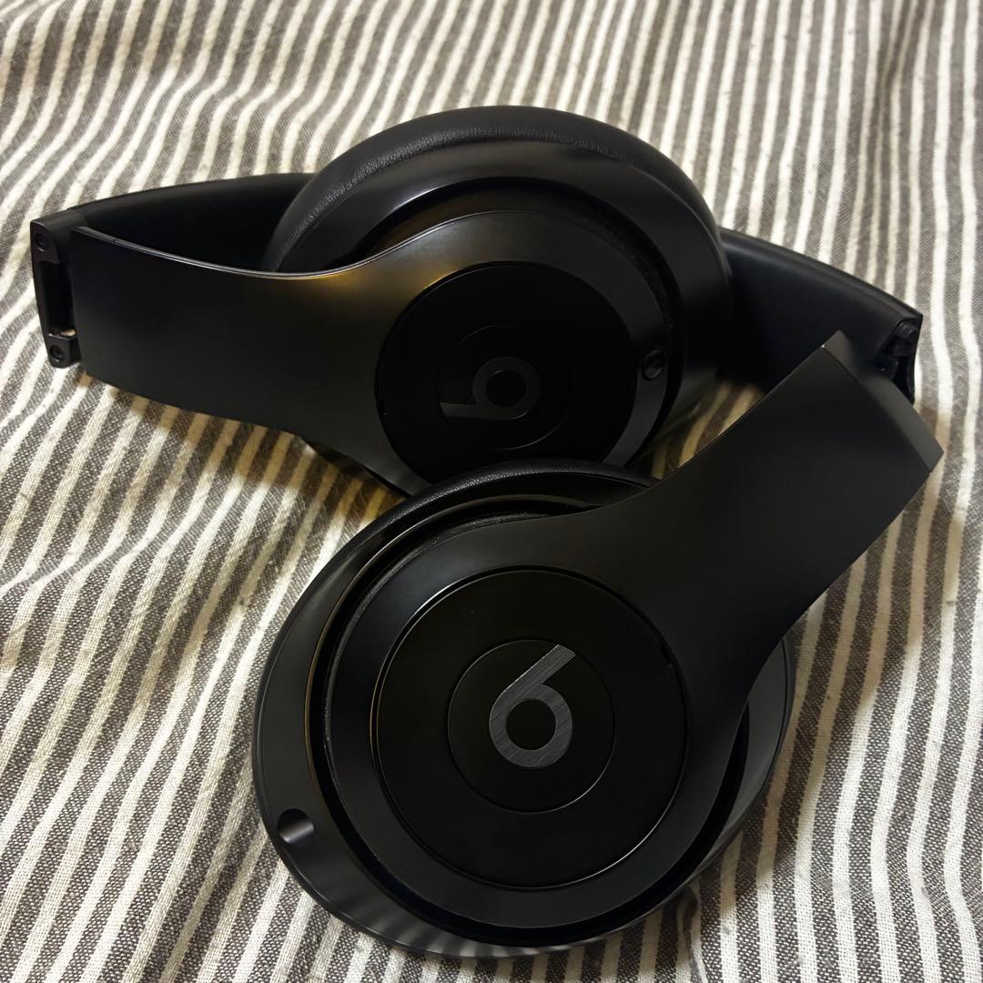 破損あり） beats studio pro ワイヤレスヘッドホン - メルカリ