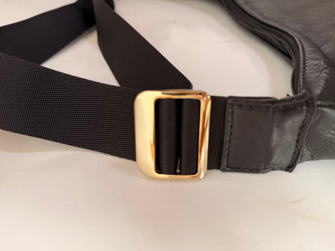 russet ソフトレザーラウンドビッグショルダーバッグ