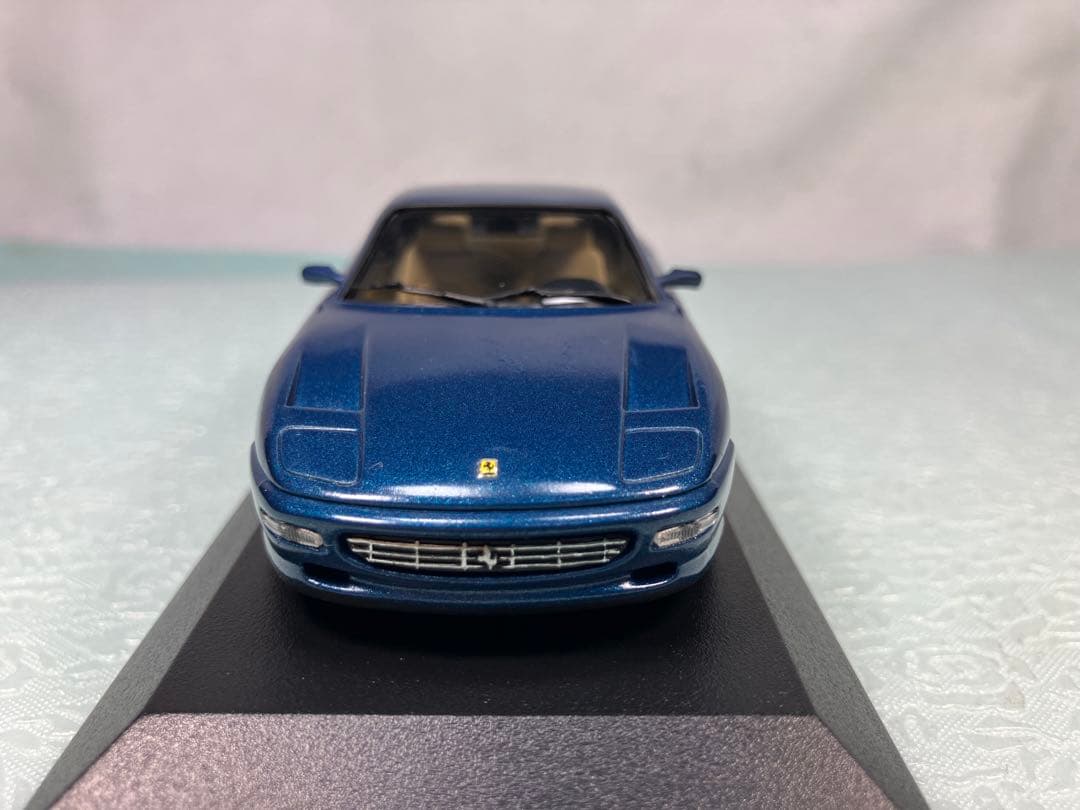 ミニチャンプス　フェラーリ４５6ＧＴ　クーペ　ブルー