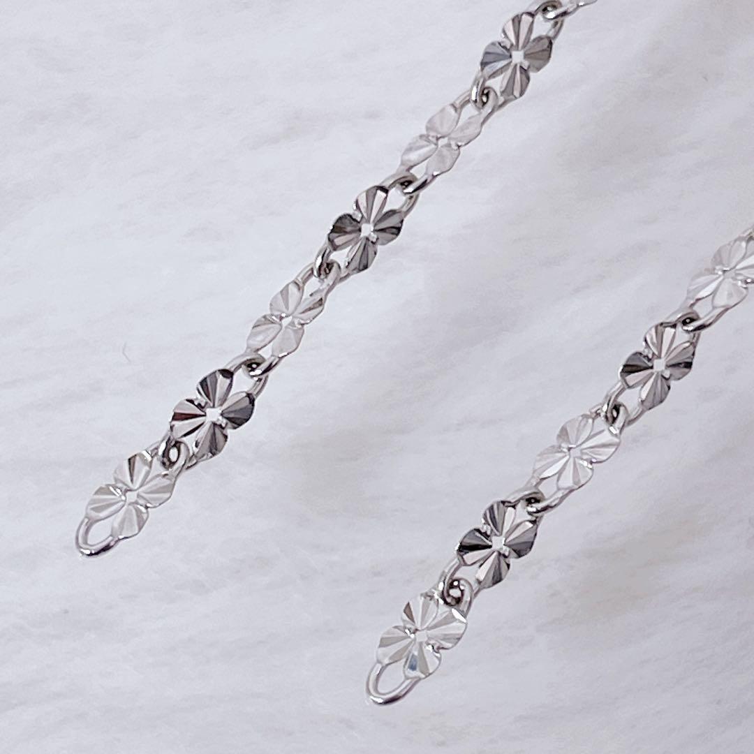 可愛い】K18WG ロングピアス チェーン フラワーモチーフ ホワイトゴールド