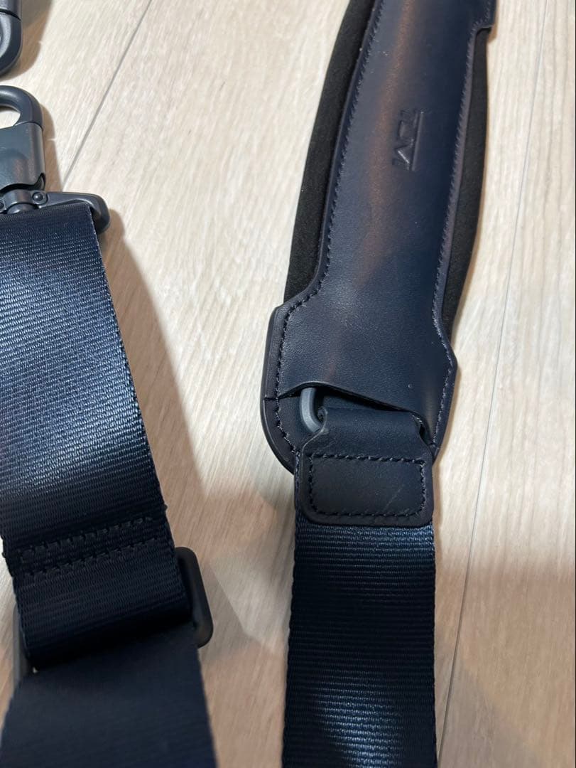 SHIPS別注　TUMI 3WAY ビジネスバッグ ストラップ付き 多機能