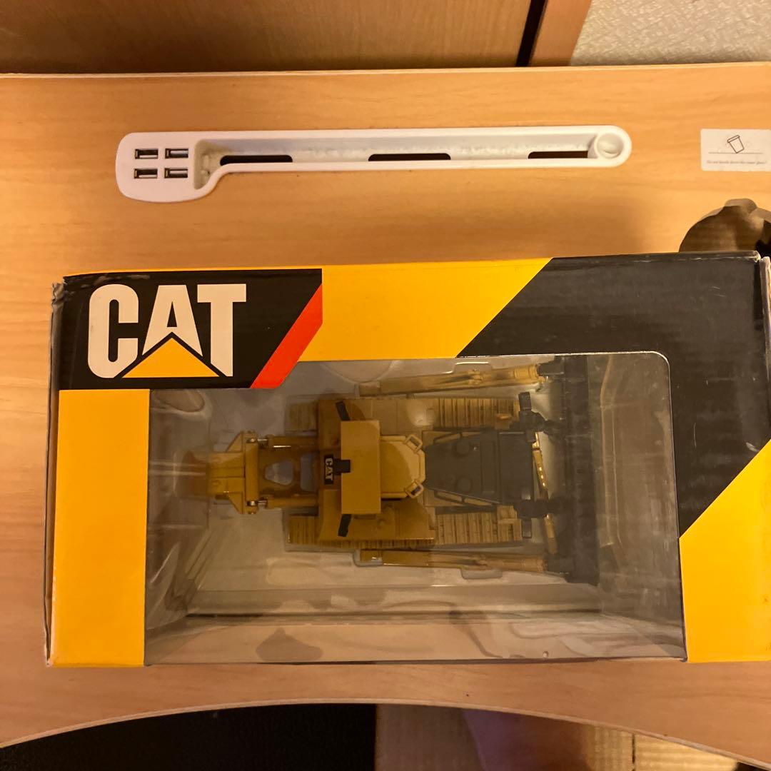 CAT D11T トラック型ブル　1:50