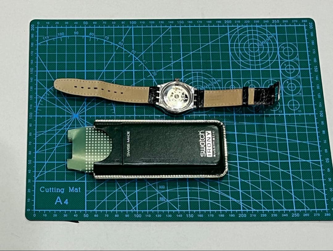 Swatch 自動巻き時計 スケルトン 黒レザー